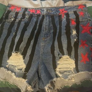 Birds of prey Harley Quinn shorts size 7